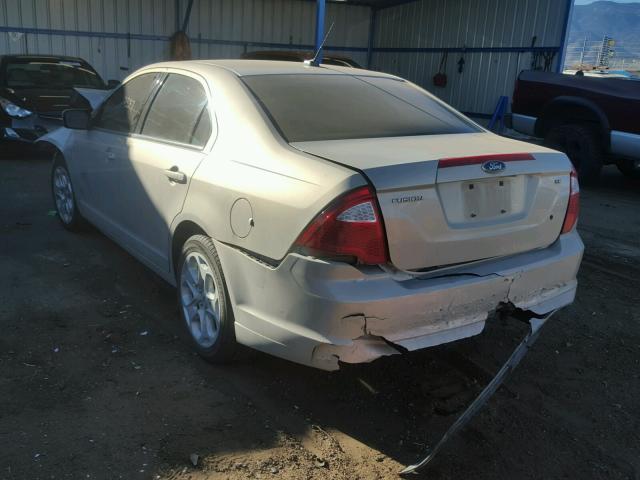 3FAHP0HA4AR361167 - 2010 FORD FUSION SE GRAY photo 3