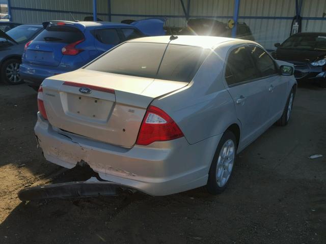 3FAHP0HA4AR361167 - 2010 FORD FUSION SE GRAY photo 4