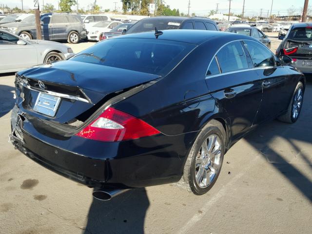 WDDDJ72X98A121929 - 2008 MERCEDES-BENZ CLS 550 BLACK photo 4