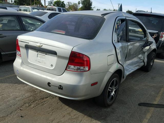 KL1TD52675B293088 - 2005 CHEVROLET AVEO BASE SILVER photo 4