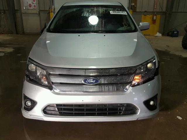 3FAHP0HA8BR320980 - 2011 FORD FUSION SE SILVER photo 9