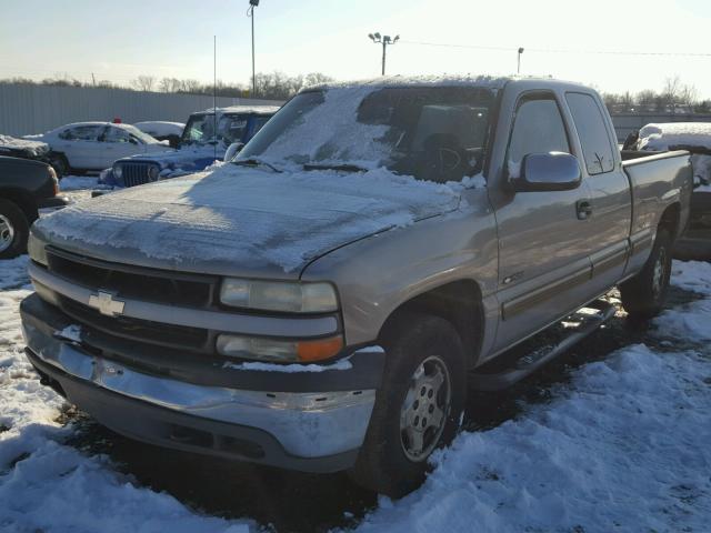 2GCEK19V521401281 - 2002 CHEVROLET SILVERADO TAN photo 2