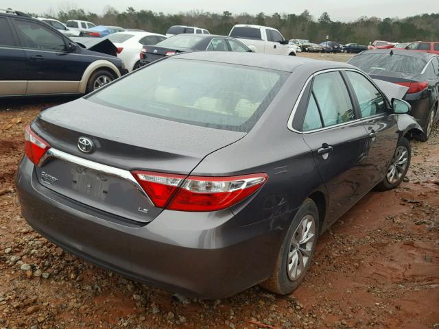 4T1BF1FK6GU541607 - 2016 TOYOTA CAMRY LE GRAY photo 4