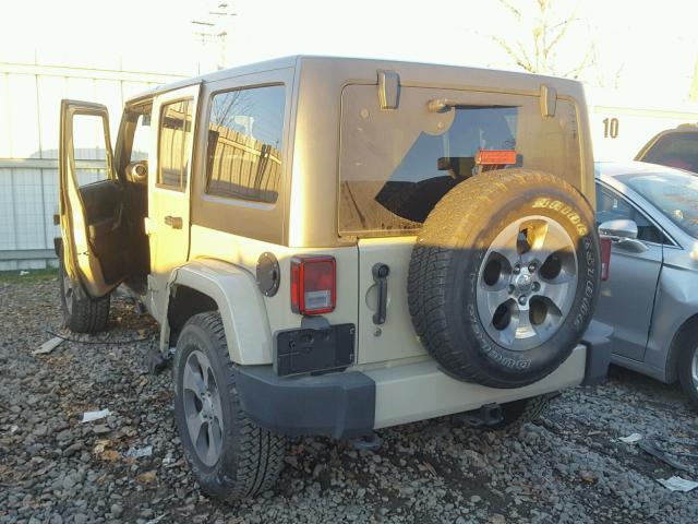 1C4HJWEG6HL680621 - 2017 JEEP WRANGLER U TAN photo 3