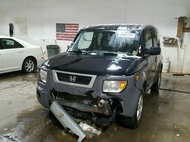 5J6YH285X3L009728 - 2003 HONDA ELEMENT EX BLACK photo 2