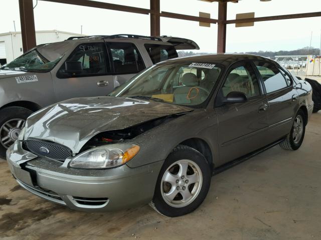 1FAFP53264A207238 - 2004 FORD TAURUS SE GREEN photo 2