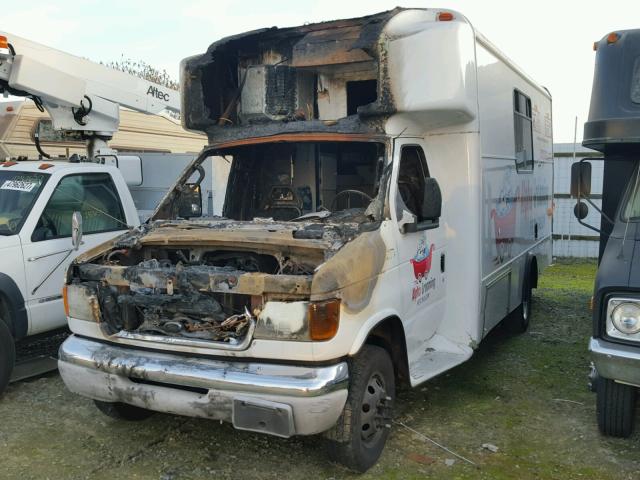 1FDXE45S14HA07401 - 2004 FORD ECONOLINE WHITE photo 2