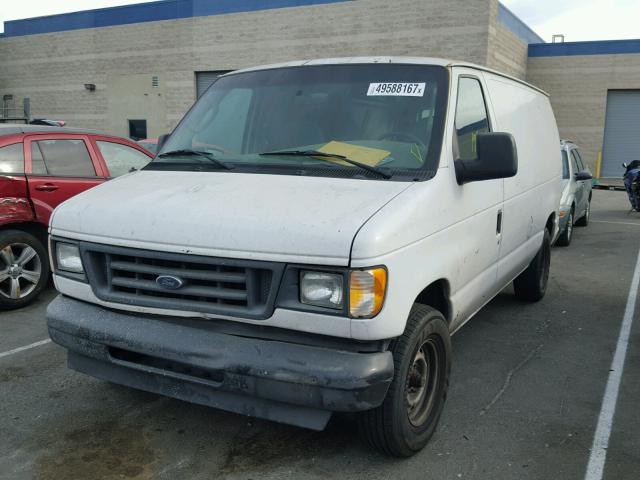 1FTRE14W73HA20748 - 2003 FORD ECONOLINE WHITE photo 2