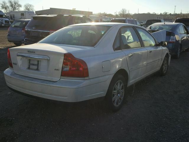 YV1TH592351398095 - 2005 VOLVO S80 2.5T WHITE photo 4