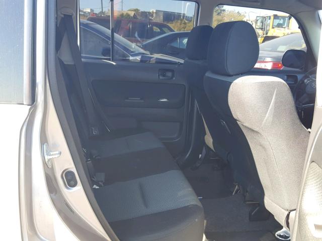 JTLKT324264110670 - 2006 TOYOTA SCION XB Gümüş foto 6