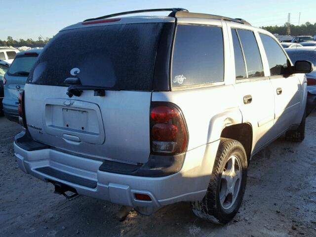 1GNDS13S282161715 - 2008 CHEVROLET TRAILBLAZE SILVER photo 4