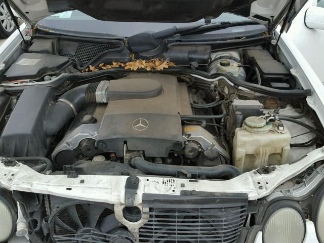 WDBJF72F9VA490645 - 1997 MERCEDES-BENZ E 420 WHITE photo 7