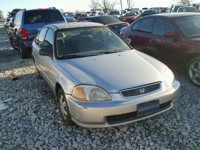 2HGEJ6620TH538150 - 1996 HONDA CIVIC DX SILVER photo 1