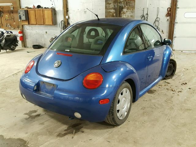 3VWCS21C11M403864 - 2001 VOLKSWAGEN NEW BEETLE BLUE photo 4