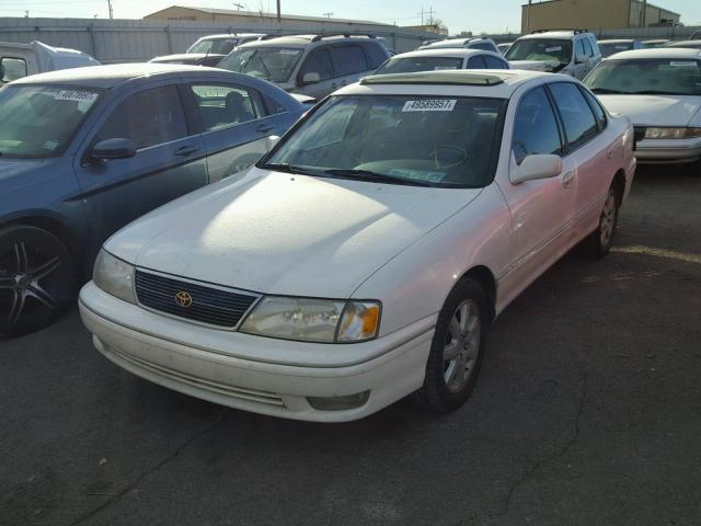 4T1BF18B7WU255888 - 1998 TOYOTA AVALON XL WHITE photo 2