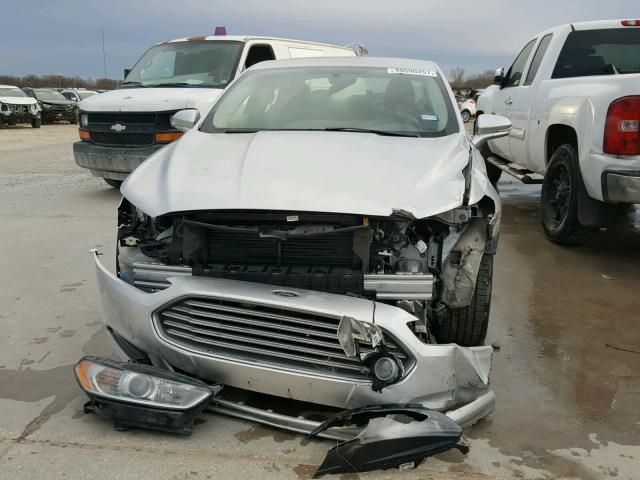 3FA6P0H75ER113527 - 2014 FORD FUSION SE SILVER photo 9