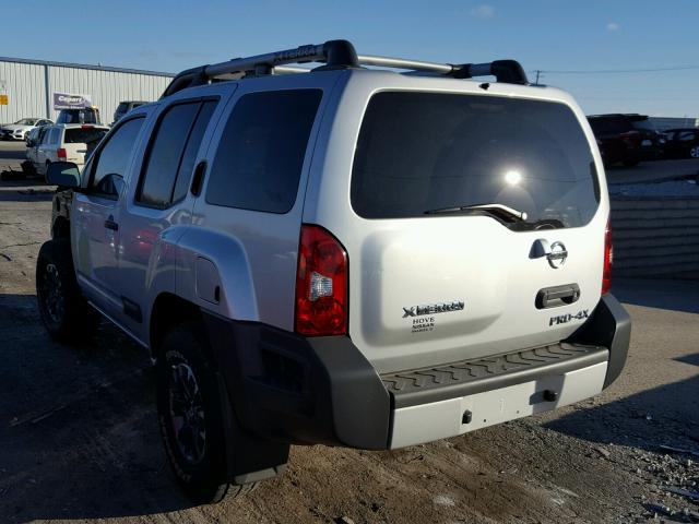 5N1AN0NW7EN801565 - 2014 NISSAN XTERRA X SILVER photo 3