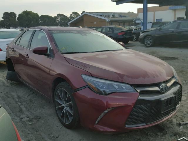 4T1BK1FK3FU557547 - 2015 TOYOTA CAMRY XSE RED photo 1