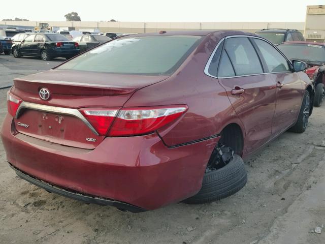 4T1BK1FK3FU557547 - 2015 TOYOTA CAMRY XSE RED photo 4