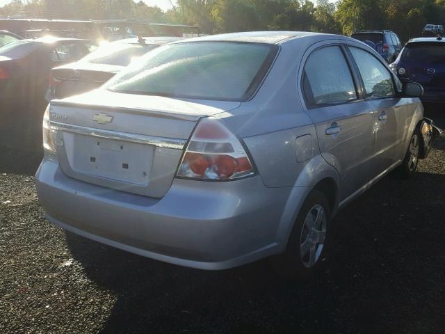 KL1TD5DEXAB045240 - 2010 CHEVROLET AVEO LS SILVER photo 4