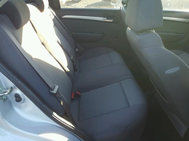 KL1TD5DEXAB045240 - 2010 CHEVROLET AVEO LS SILVER photo 6