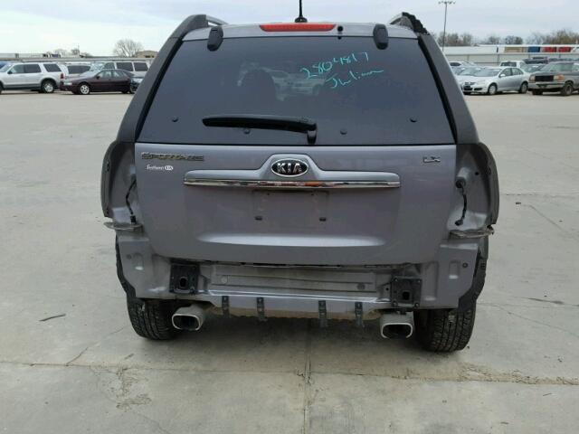 KNDJF724297634734 - 2009 KIA SPORTAGE L GRAY photo 9