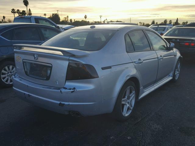 19UUA66214A000522 - 2004 ACURA TL SILVER photo 4