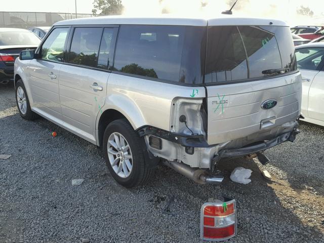 2FMGK5B82FBA04451 - 2015 FORD FLEX SE SILVER photo 3