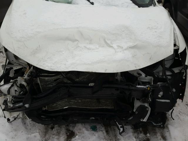 5N1AT2MK0EC756917 - 2014 NISSAN ROGUE S WHITE photo 9