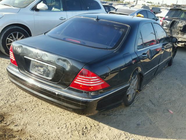 WDBNG70J42A299524 - 2002 MERCEDES-BENZ S 430 BLACK photo 4