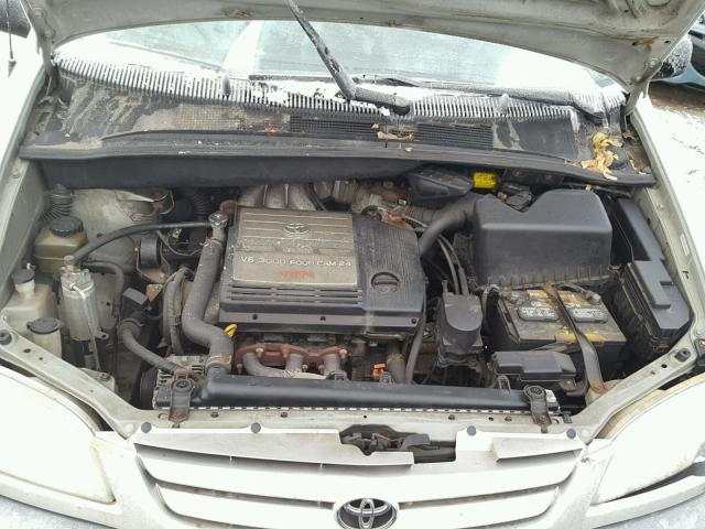 4T3ZF13C61U358279 - 2001 TOYOTA SIENNA LE SILVER photo 7