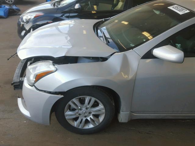 1N4AL2EP8CC215549 - 2012 NISSAN ALTIMA S SILVER photo 9