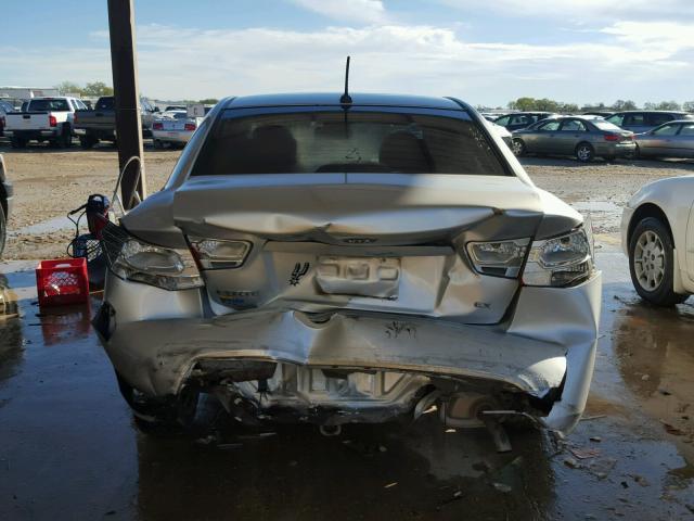 KNAFU4A27A5253100 - 2010 KIA FORTE EX SILVER photo 9