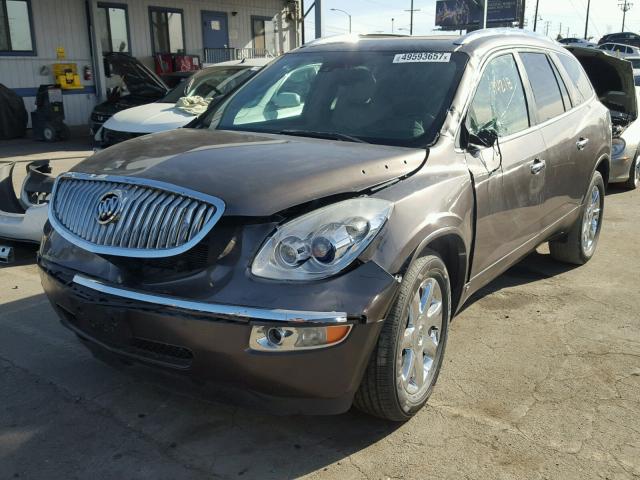 5GALVCED6AJ136352 - 2010 BUICK ENCLAVE CX BROWN photo 2