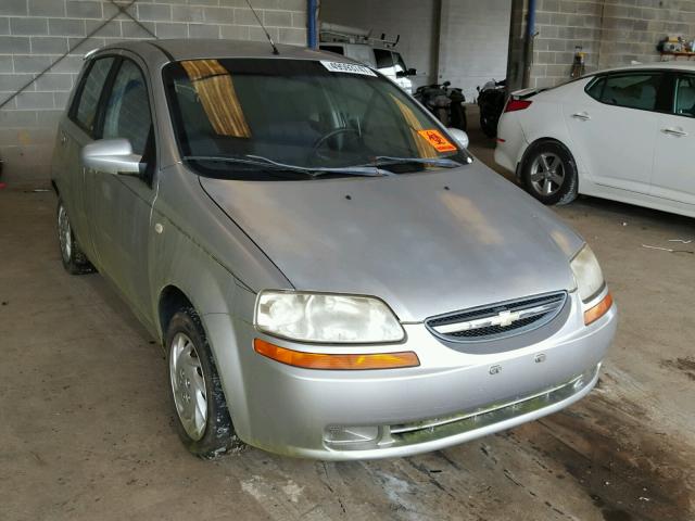 KL1TD66696B552195 - 2006 CHEVROLET AVEO BASE SILVER photo 1