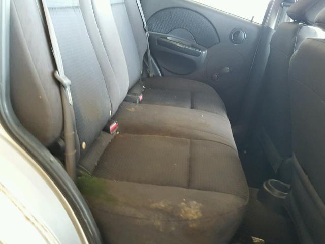 KL1TD66696B552195 - 2006 CHEVROLET AVEO BASE SILVER photo 6