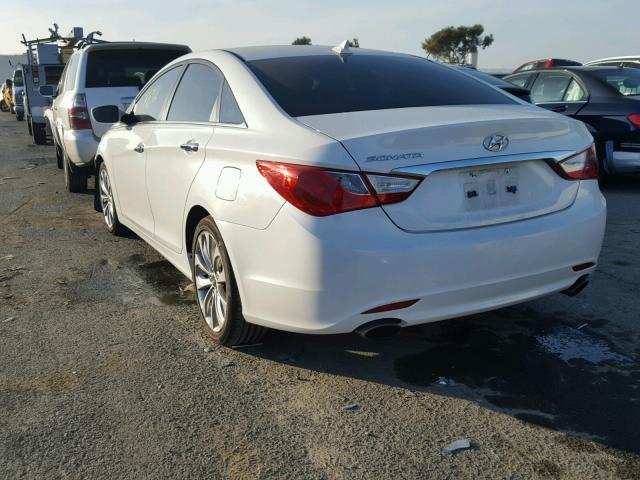 5NPEC4ACXBH036524 - 2011 HYUNDAI SONATA SE WHITE photo 3