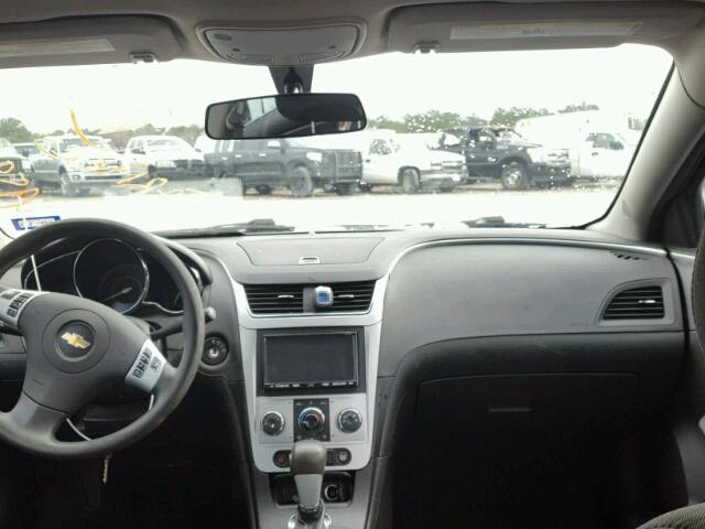 1G1ZC5EU1BF391983 - 2011 CHEVROLET MALIBU 1LT 银色 照片 9