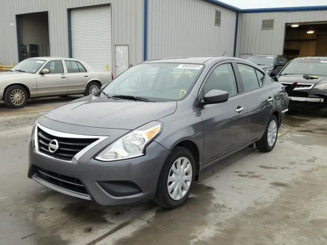 3N1CN7AP3GL847288 - 2016 NISSAN VERSA S GRAY photo 2