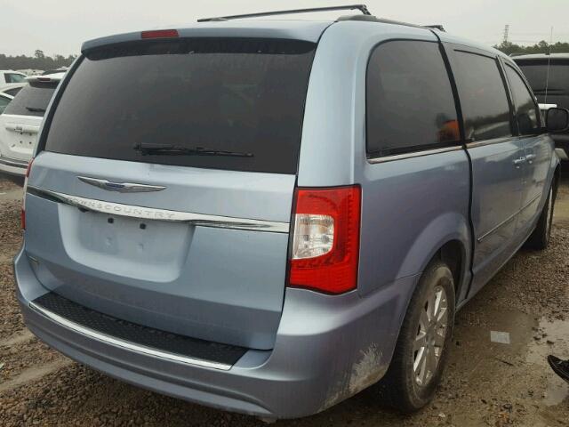 2C4RC1BG3GR268250 - 2016 CHRYSLER TOWN & COU BLUE photo 4