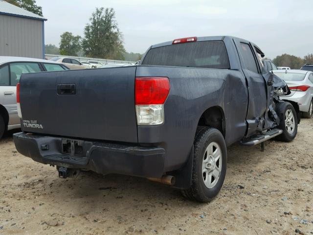 5TFRM5F14AX009592 - 2010 TOYOTA TUNDRA DOU BLUE photo 4