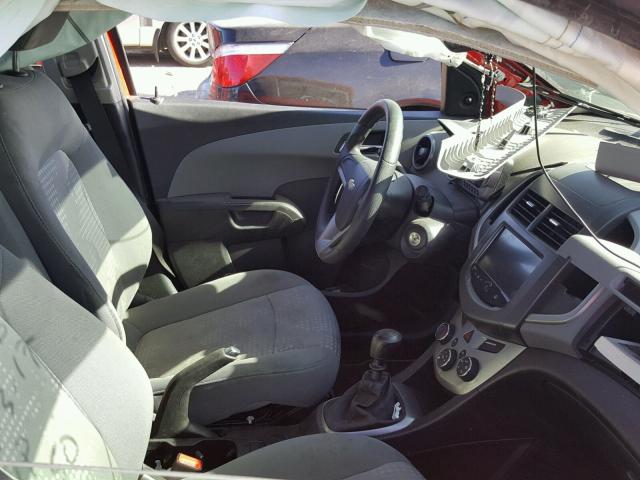 1G1JB6SG2E4153886 - 2014 CHEVROLET SONIC LS 红色 照片 5