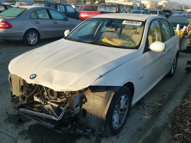 WBAPH5G55ANM35751 - 2010 BMW 328 I SULE WHITE photo 2