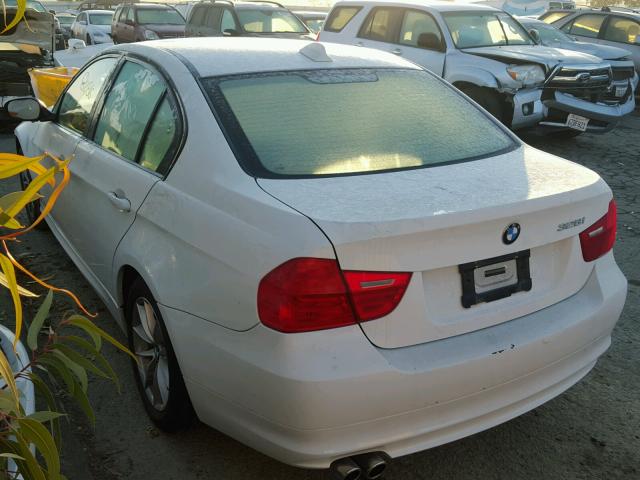 WBAPH5G55ANM35751 - 2010 BMW 328 I SULE WHITE photo 3