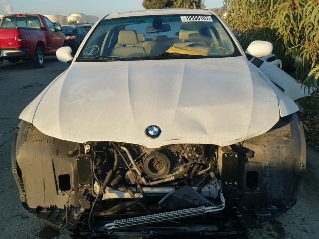 WBAPH5G55ANM35751 - 2010 BMW 328 I SULE WHITE photo 9