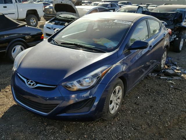 5NPDH4AE1GH697686 - 2016 HYUNDAI ELANTRA SE BLUE photo 2