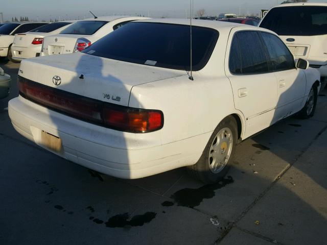 JT2VK12E5N0035387 - 1992 TOYOTA CAMRY LE WHITE photo 4