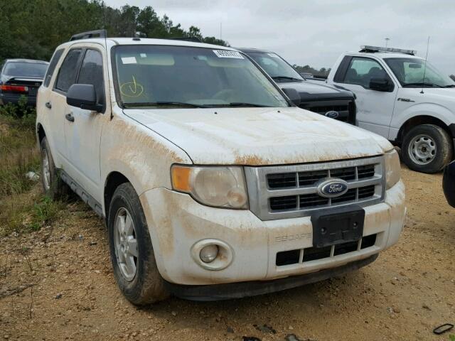 1FMCU9DG6AKB76839 - 2010 FORD ESCAPE XLT WHITE photo 1