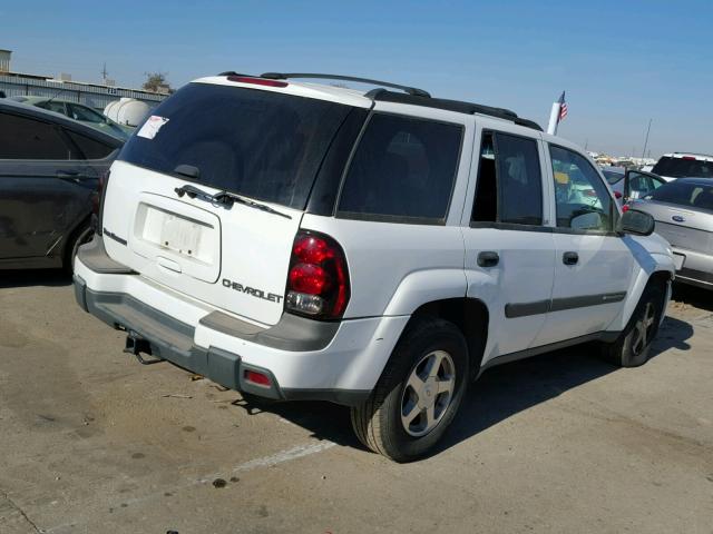 1GNDT13S742375980 - 2004 CHEVROLET TRAILBLAZE WHITE photo 4