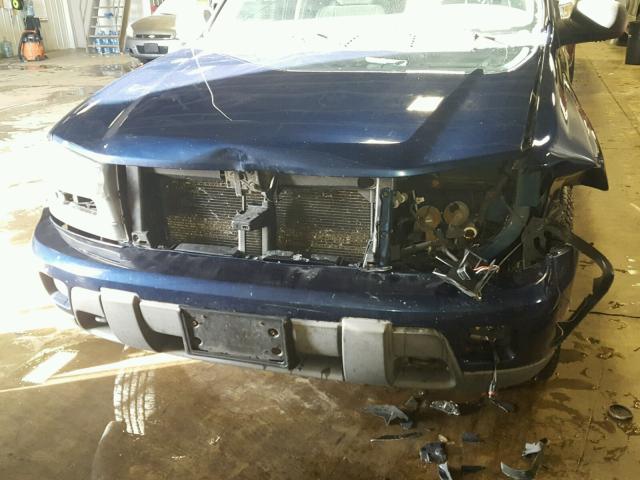 1GNET16S546233796 - 2004 CHEVROLET TRAILBLAZE BLUE photo 9